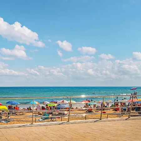 Awesome Apartment In Torrevieja With Wifi 別荘 *