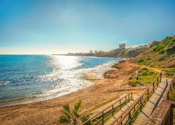 2 Bedroom Cozy In Casa vacanze Torrevieja