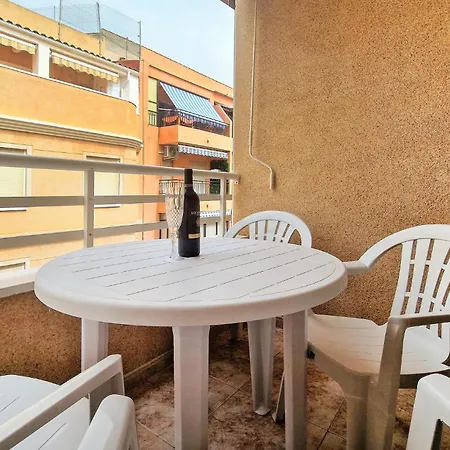 Дом отдыха Awesome Apartment In Torrevieja With Wifi