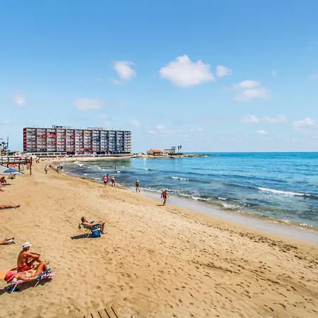 Awesome Apartment In Torrevieja With Wifi Дом отдыха *
